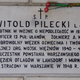 Placa conmemorativa de Witold Pilecki en Varsovia. Wikimedia Commons